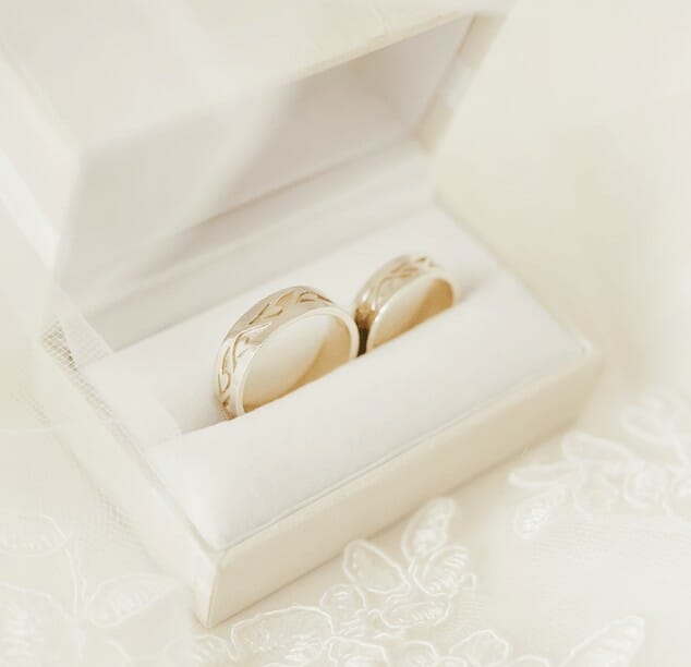 EAG Engraving Birmingham | Engravers Birmingham | Bespoke Gifts